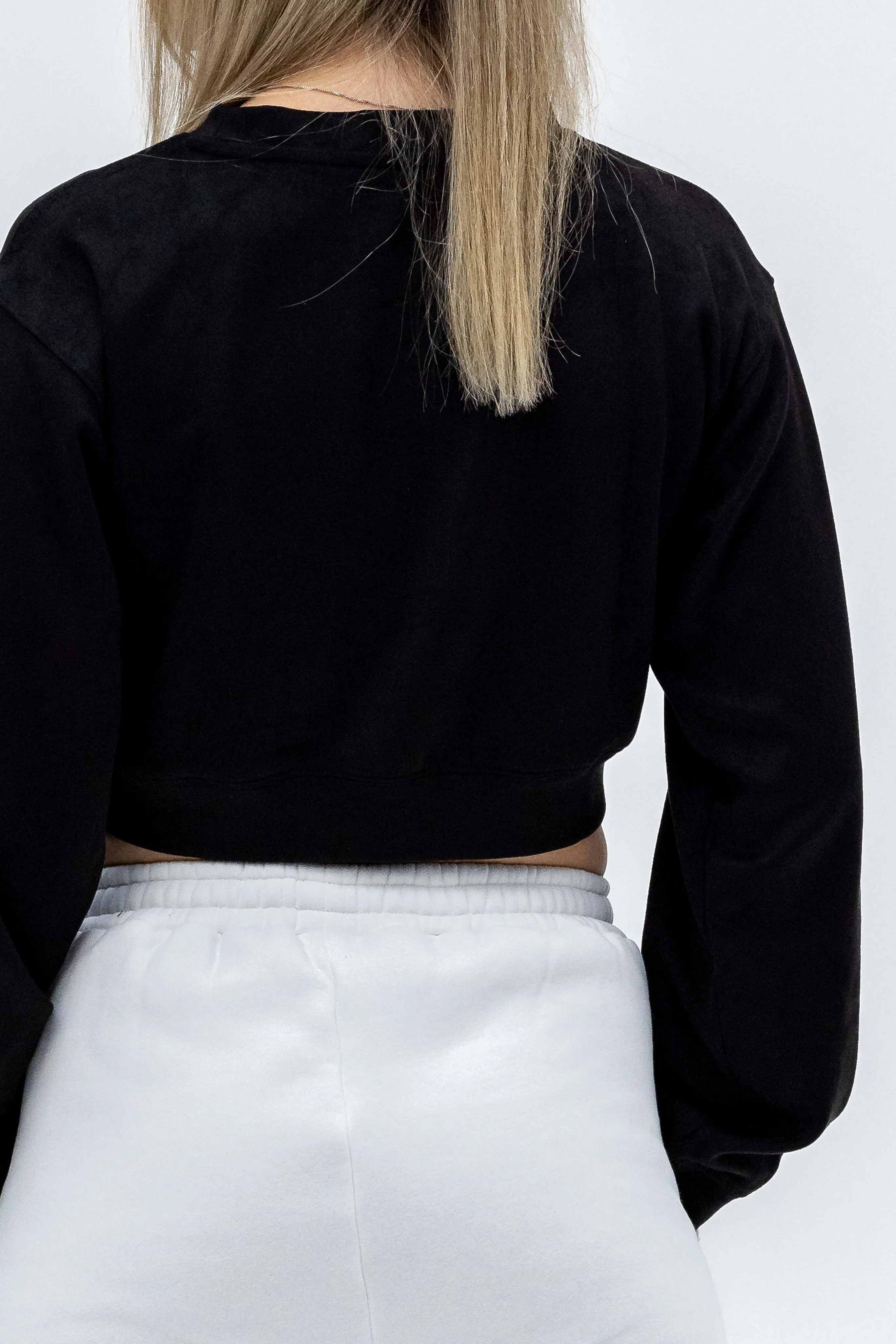 Signature Crop Pullover